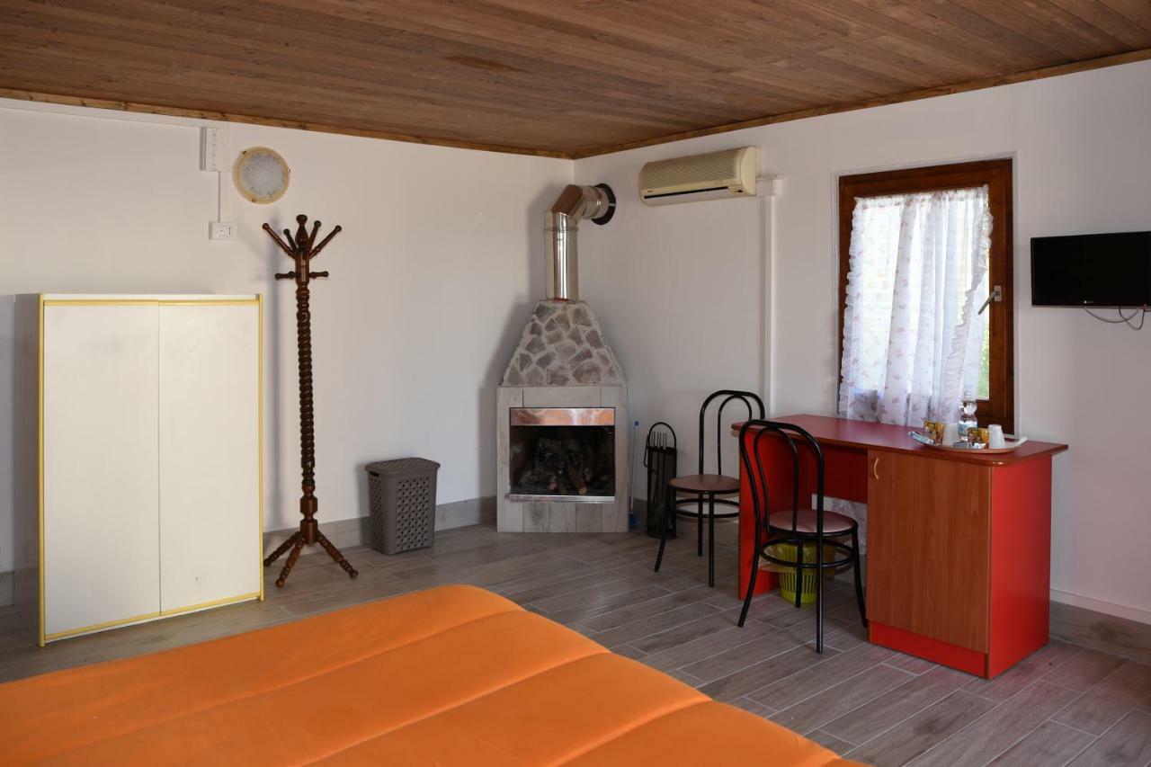 B&B Sentiero Romantico Éboli Exterior foto